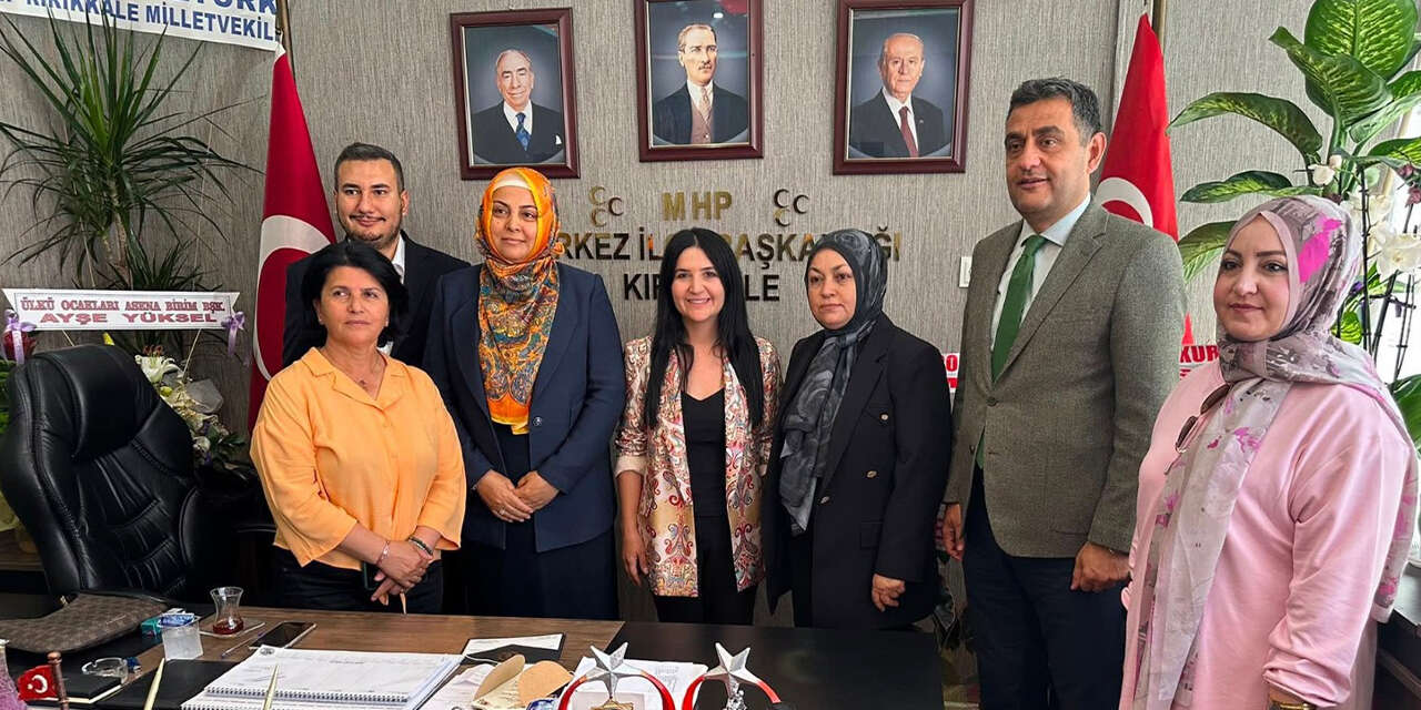 ak-parti-ve-mhp-yonetimleri-bir-araya-geldi-2