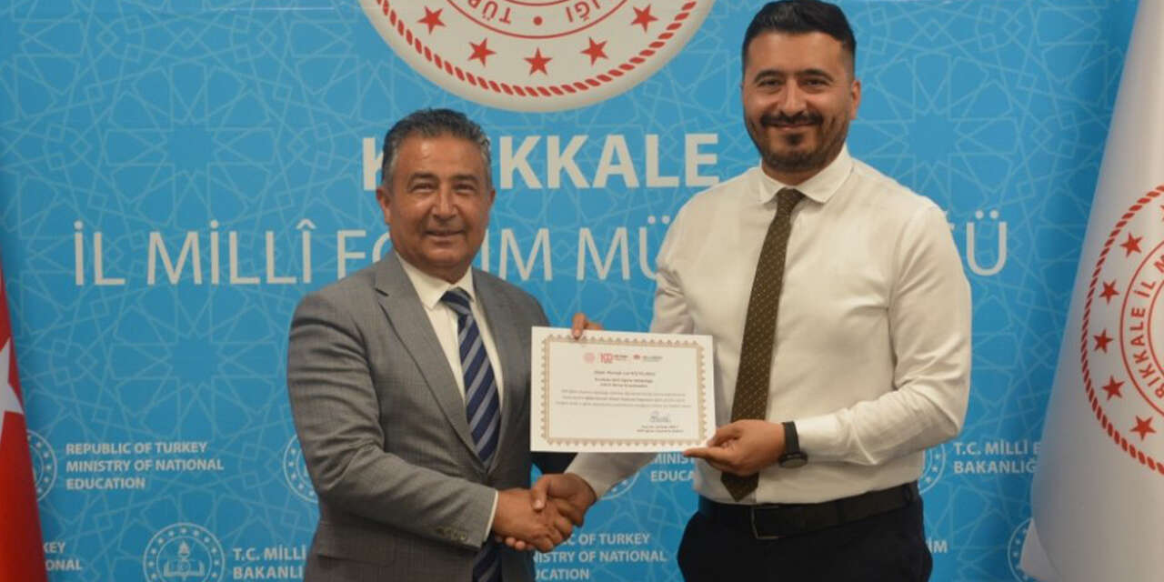 egitim-kurumlari-yonetici-yetistirme-programi-tamamlandi-3