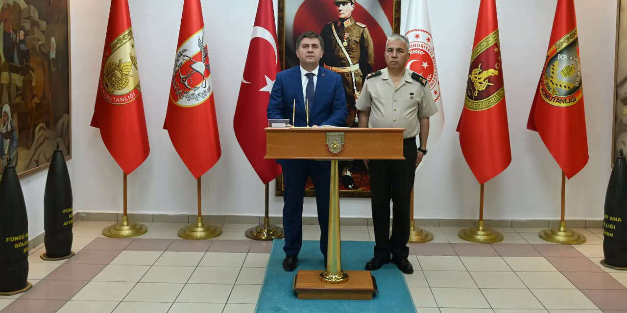vali-sariibrahimden-komutan-durmusa-ziyaret2