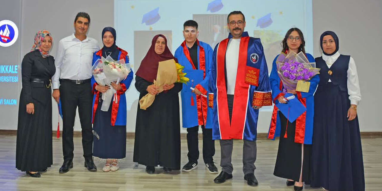 hacilar-huseyin-aytemiz-myoda-mezuniyet-sevinci-3