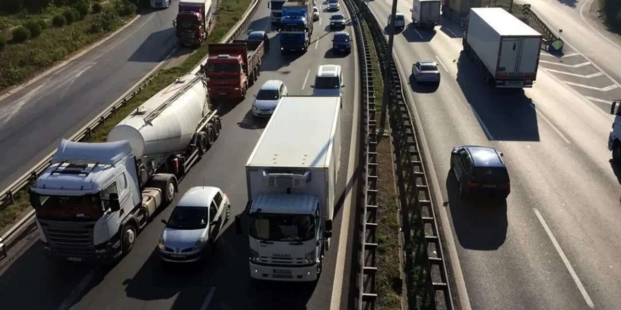 park-yasagi-basladi-iste-9-temmuza-kadar-park-yasagi-olan-o-yollar1