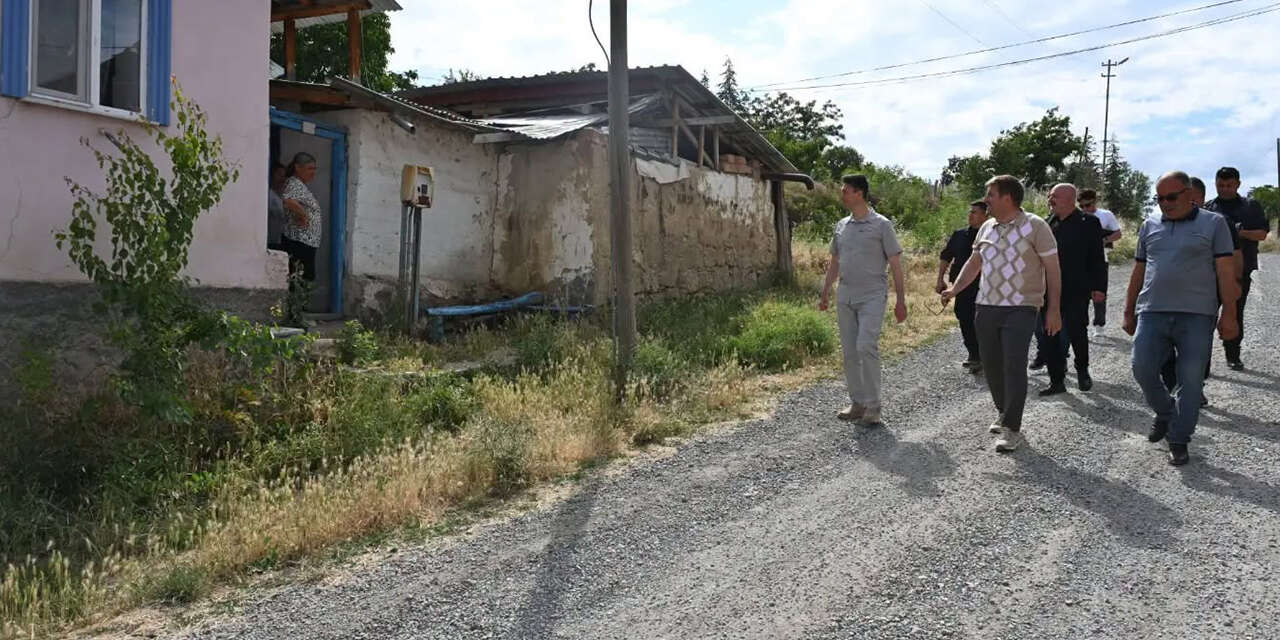 sorun-ve-talepleri-yerinde-dinledi-3