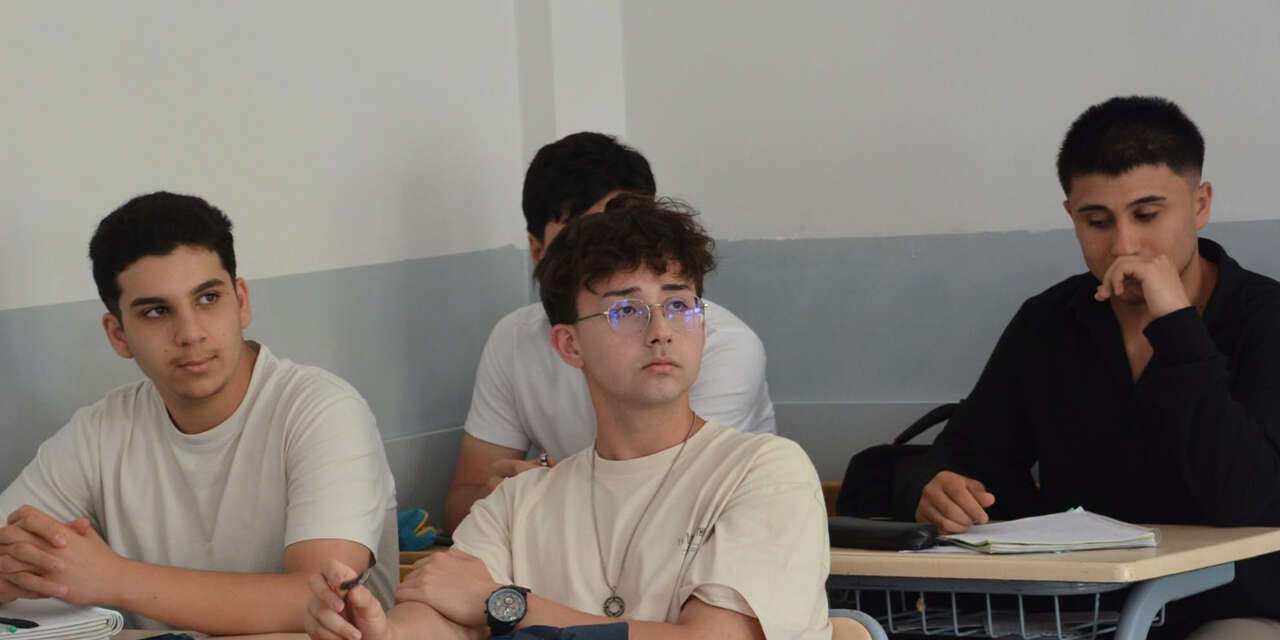 calismalar-hakkinda-bilgi-aldi-3
