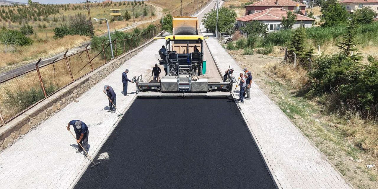 sicak-asfalta-kavusuyor2