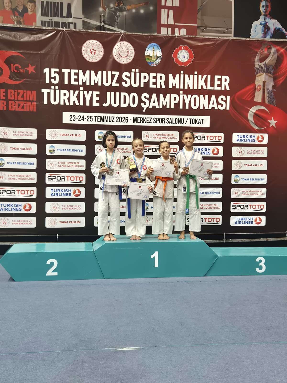 melek-su-ozcan