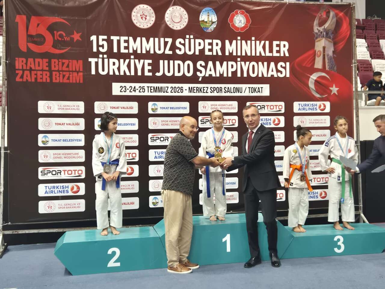 melek-su-ozcan
