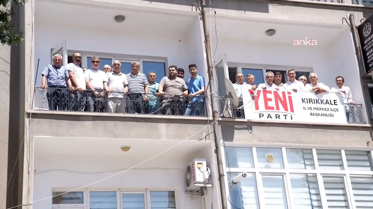 chpde-deprem-ilce-baskanlari-istifa-etti