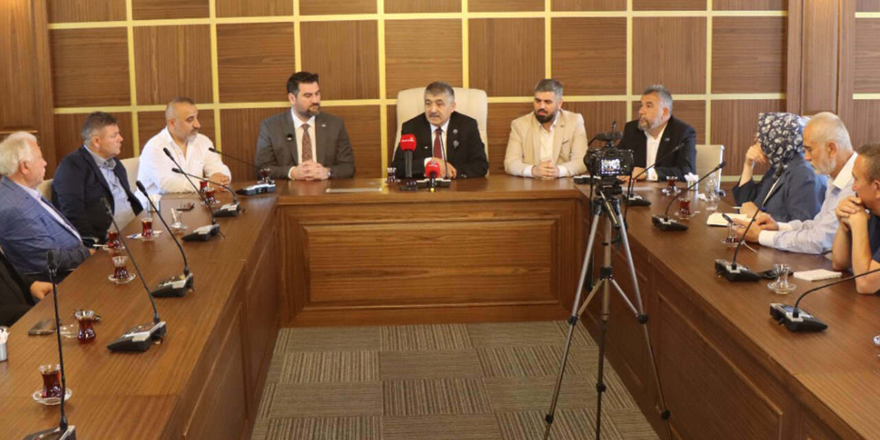 anahtar-parti-genel-baskan-yardimcisi-hayati-cetin-3