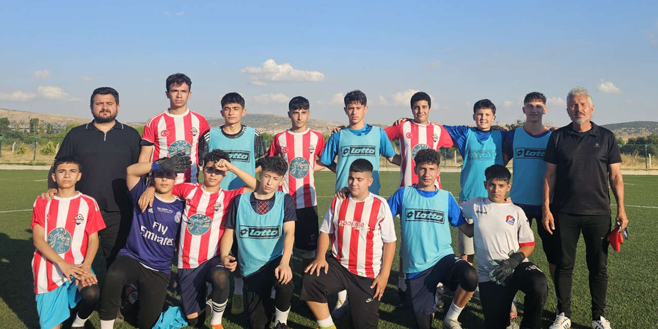 6-yildir-sampiyonlugu-kimseye-kaptirmiyor-2