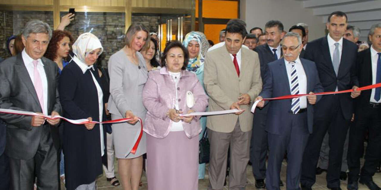 eski-kirikkale-valisi-ali-kolatin-esi-ilksen-kolat-vefat-etti-2
