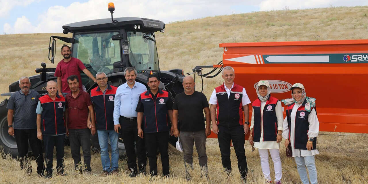 kirikkalede-meralarin-verimliligini-artirmak-icin-gubreleme-calismasi-2