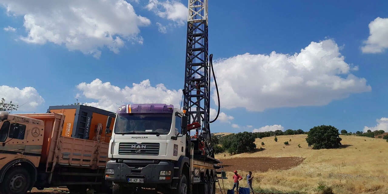 keskin-gazibeyli-koyunde-sondaj-calismasinda-su-bulundu-3