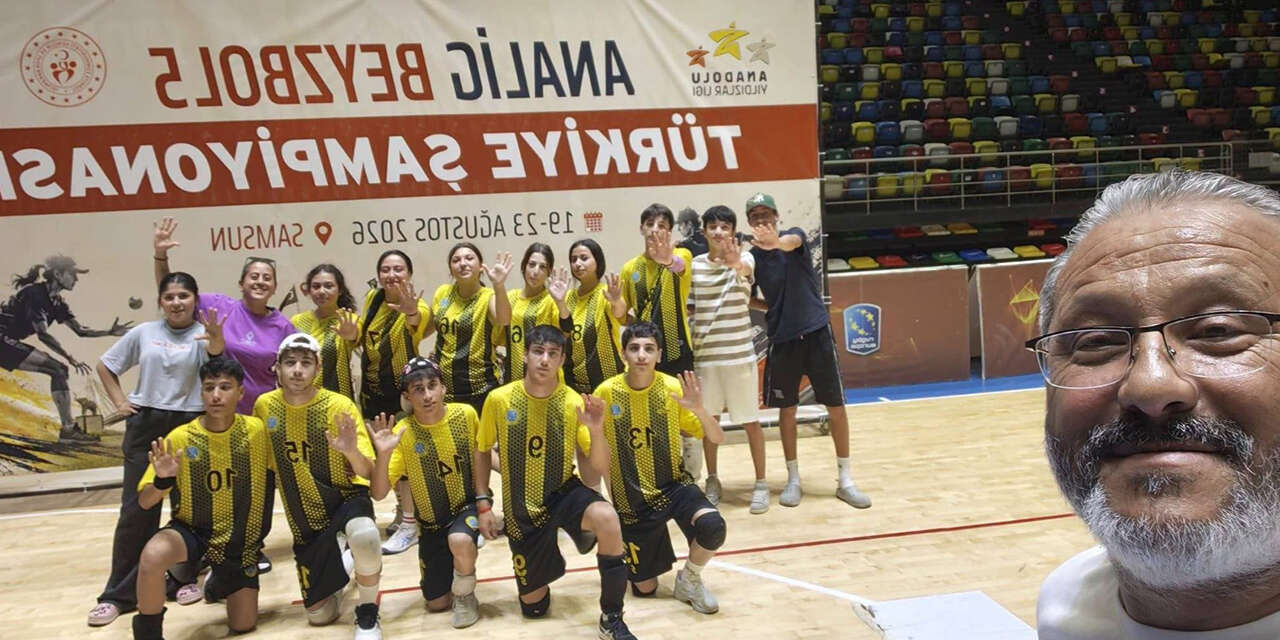 kirikkaleden-gururlandiran-basari-analig-beyzbol5-turkiye-ikinciligi-3