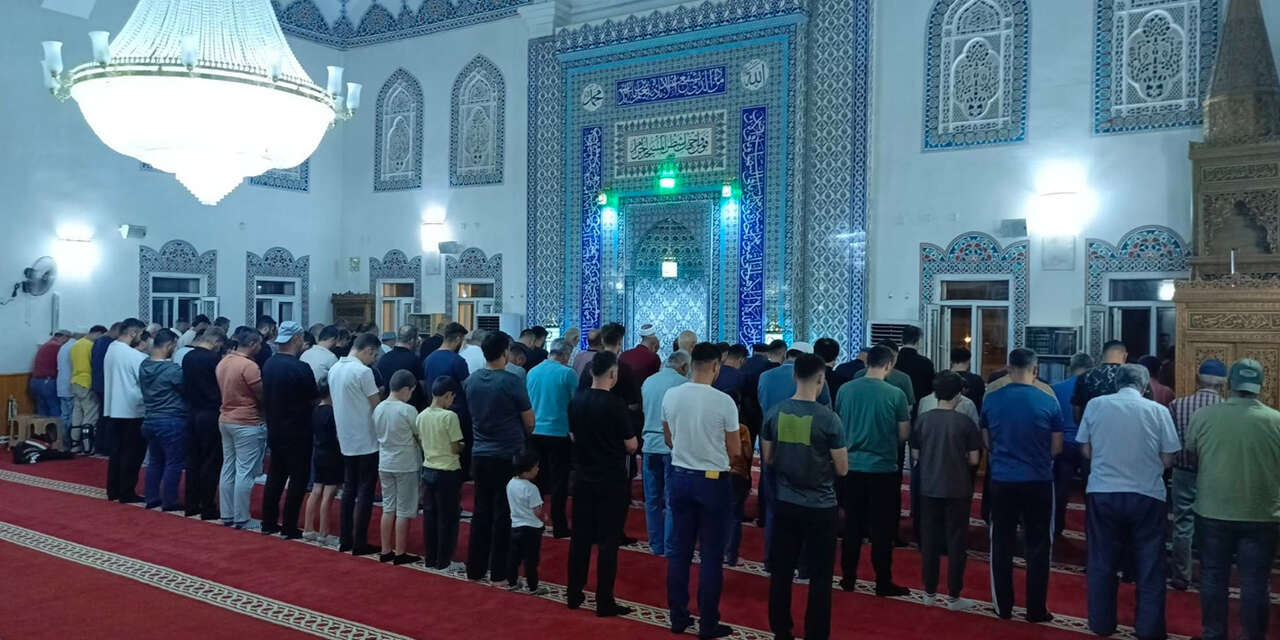 delicede-mevlid-i-nebi-coskusu-camilerde-dualar-ve-salavatlar-yukseldi-4