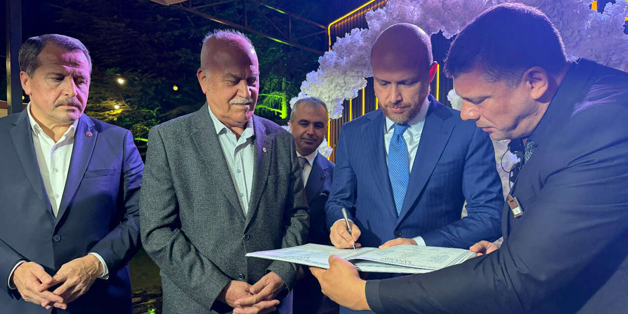 yeni-turkiye-egitim-vakfi-4