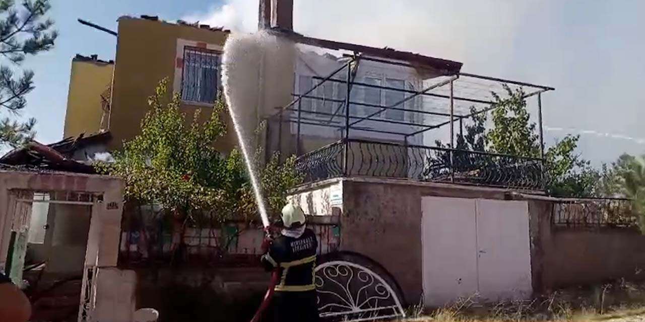 kirikkalede-korkutan-yangin-2-katli-ev-alevlere-teslim-oldu-2