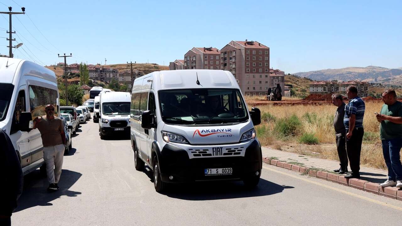 akbayir-turizmden-mhpnin-kongresine-buyuk-destek