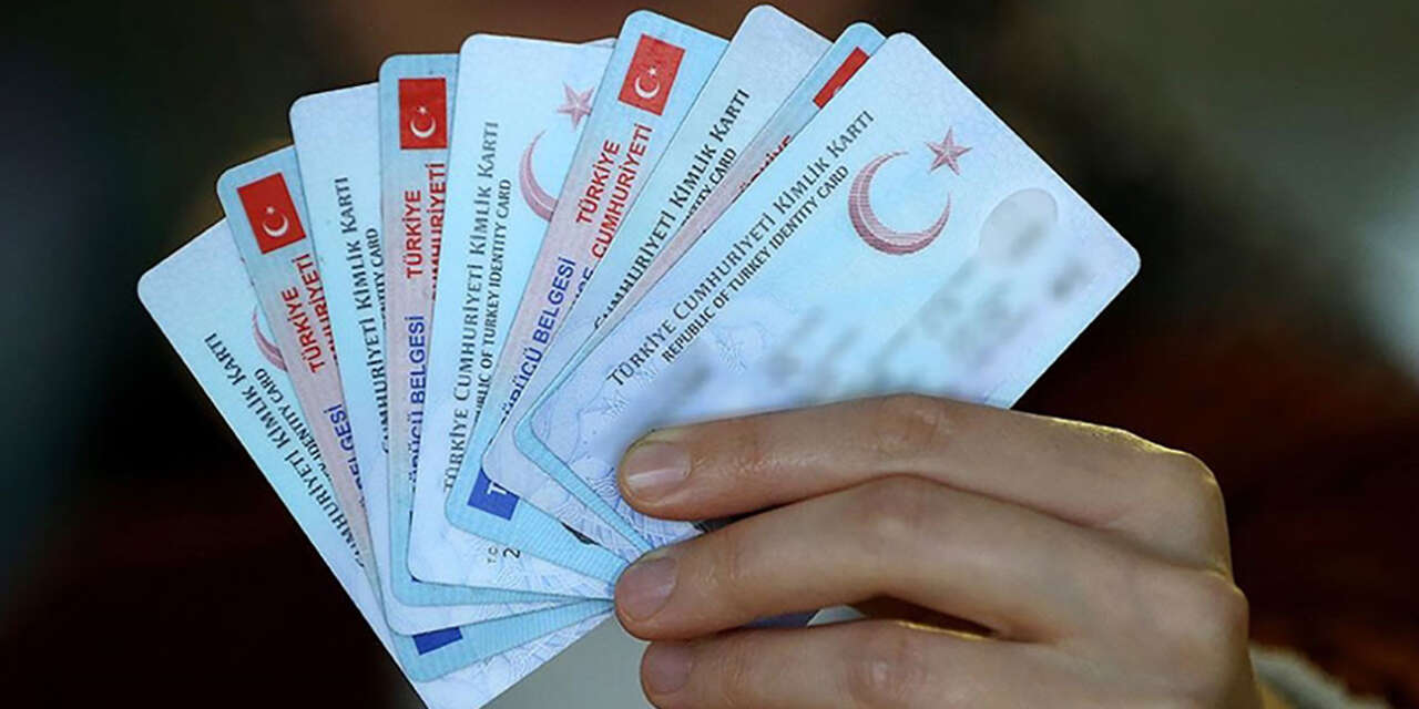 turk-vatandaslarina-seyahat-kolayligi-kimlikle-gidilebilecek-ulke-sayisi-artiyor-2