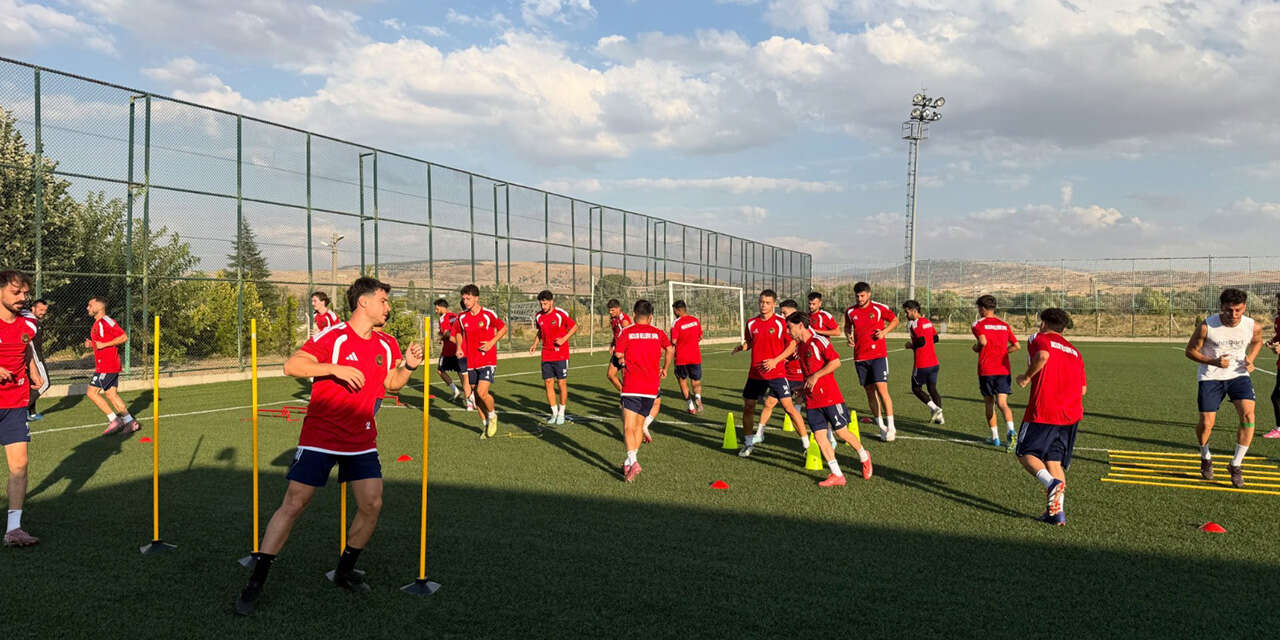 hacilar-belediyesporda-yeni-sezon-mesaisi-3