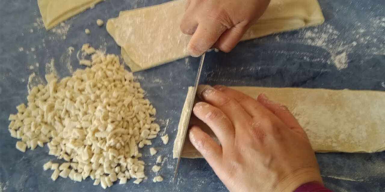 eriste-keserken-bu-detayi-atlamayin-incecik-ve-esit-eristenin-sirri-burada