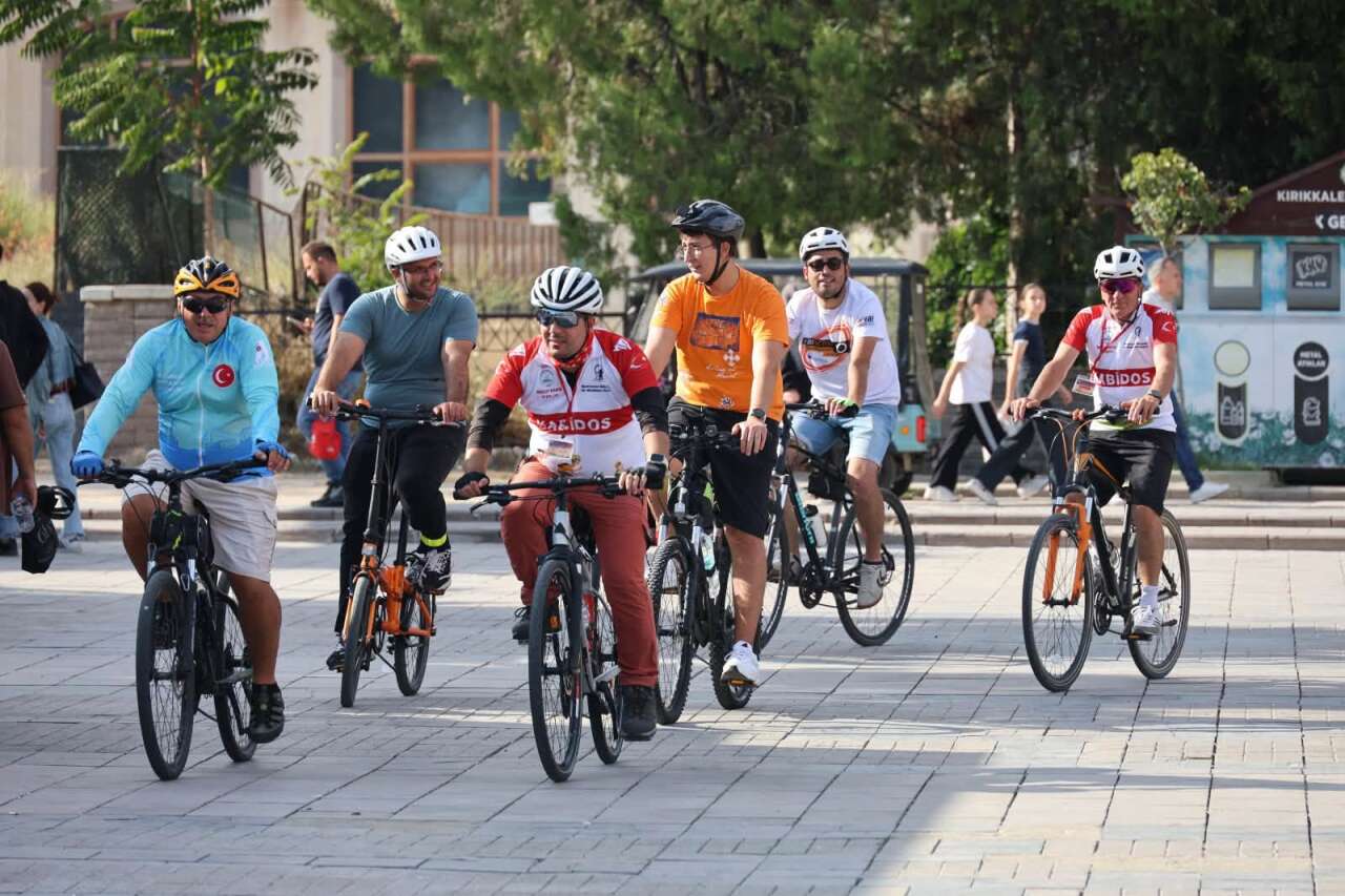 kirikkalede-dikkat-ceken-bulusma-farkli-sehirlerden-gelip-pedal-cevirdiler