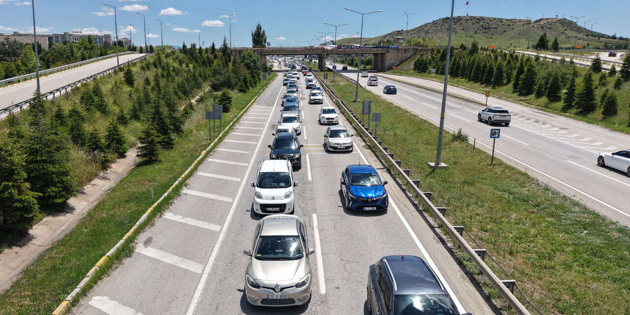 arac-kiralamada-yeni-donem-basladi-bu-sinirlar-gecerli-olacak-2