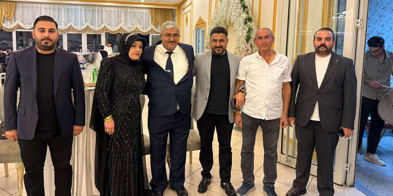 sair-mufit-aslanin-mutlu-gunu
