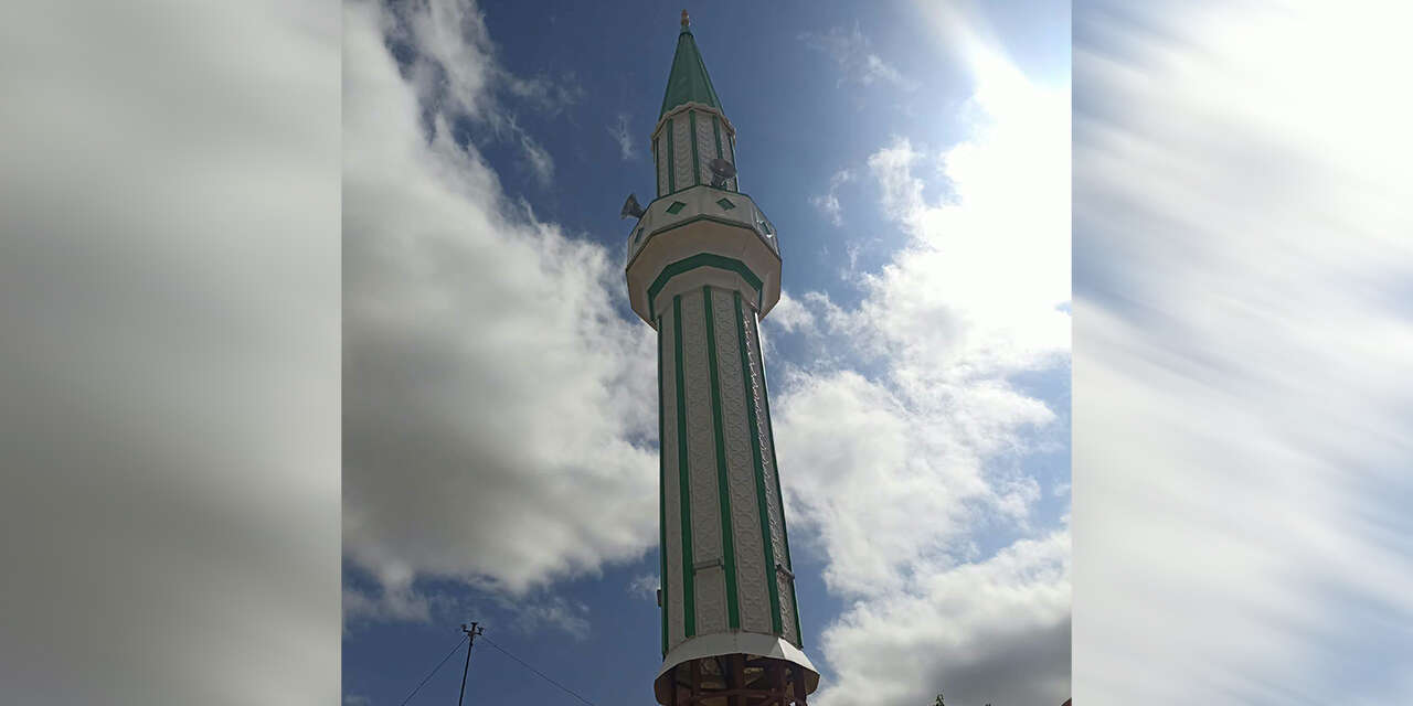 cabatobasi-koyu-camiinin-minaresi-yeniden-yukseldi-2