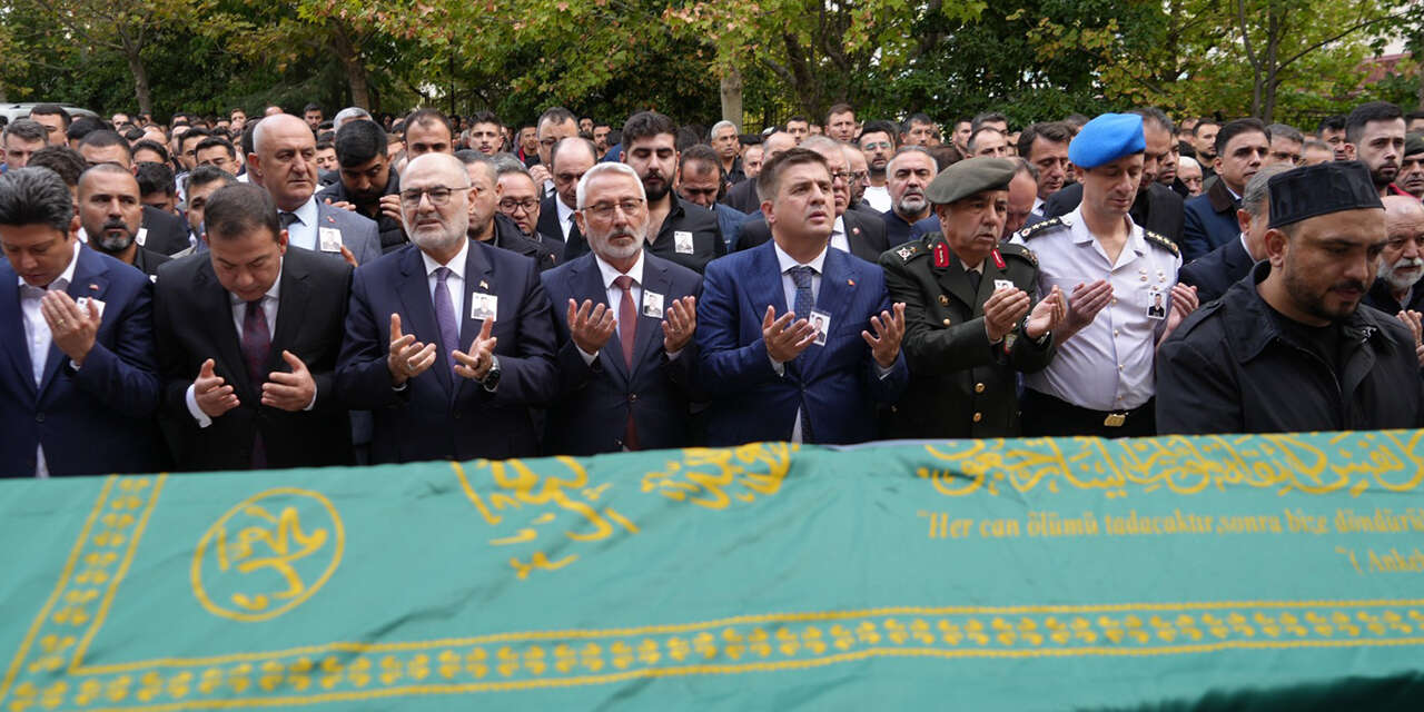 mkedeki-is-kazasinda-hayatini-kaybeden-isci-son-yolculuguna-ugurlandi-2