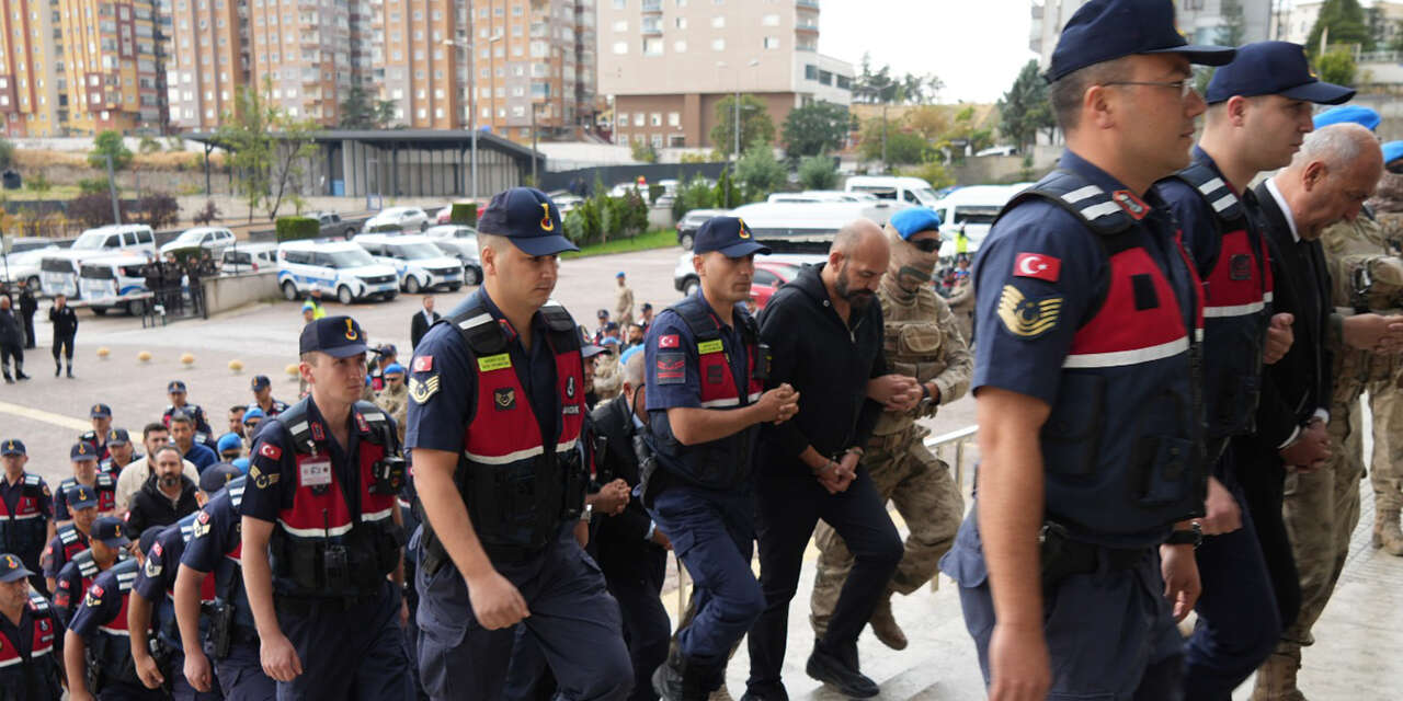 yahsihan-yolsuzluk-sorusturmasinda-35-kisi-hakim-karsisinda-2