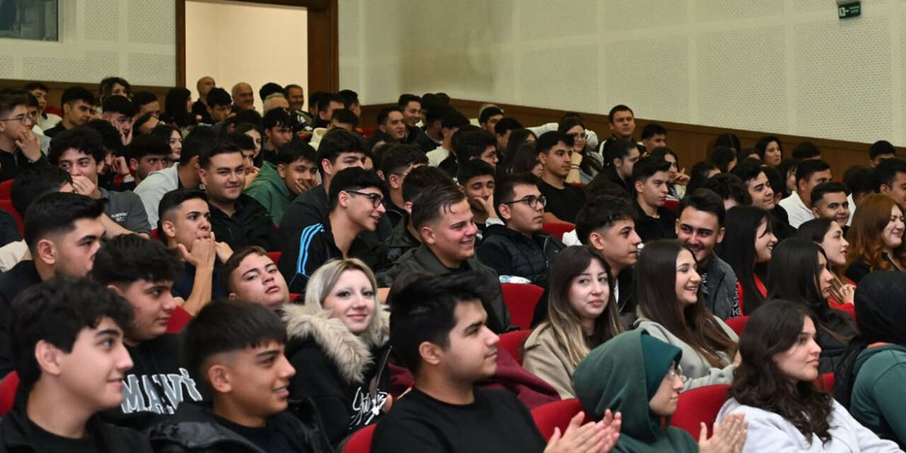 meslek-lisesi-ogrencileri-is-hayatina-hazirlaniyor-3