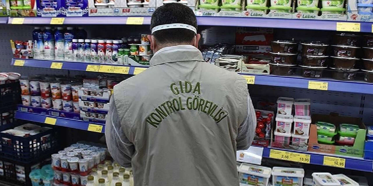 61-milyon-lira-degerinde-sahte-taklit-ve-tagsis-edilmis-urunler-ele-gecirildi-2