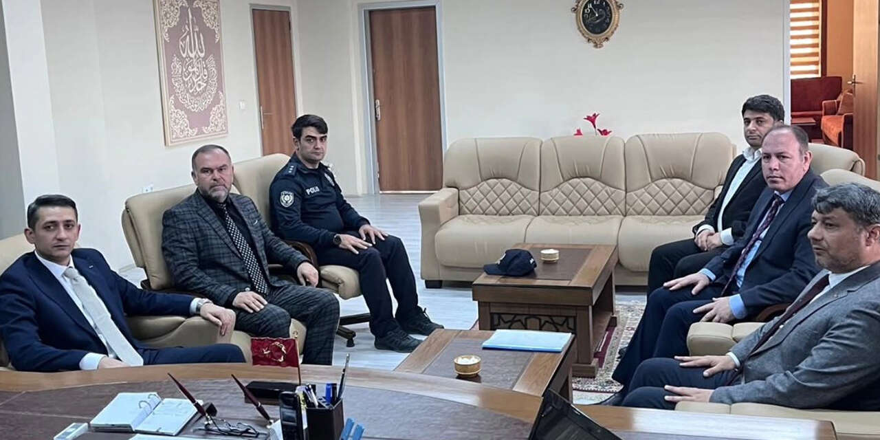 keskinde-anlamli-bulusma-kaymakam-kayaturk-din-gorevlileriyle-bir-araya-geldi-2