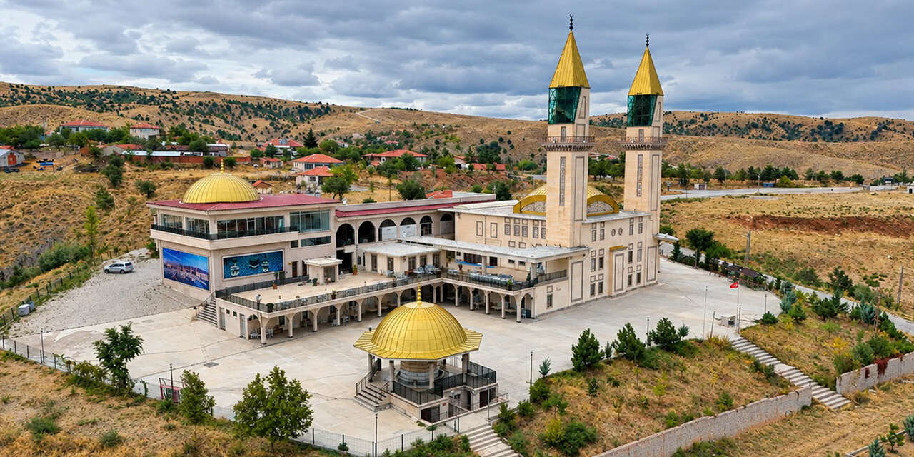 kirikkalenin-adini-gururla-turkiyeye-duyuruyor-2