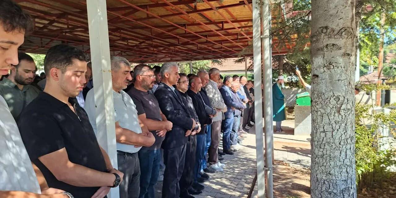 sehit-kardesi-hakan-tonga-dualarla-ugurlandi