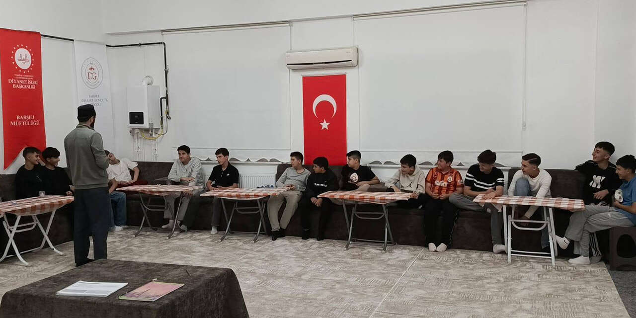 bahsilida-gencler-icin-anlamli-bulusma-muftuluk-duyurdu-2