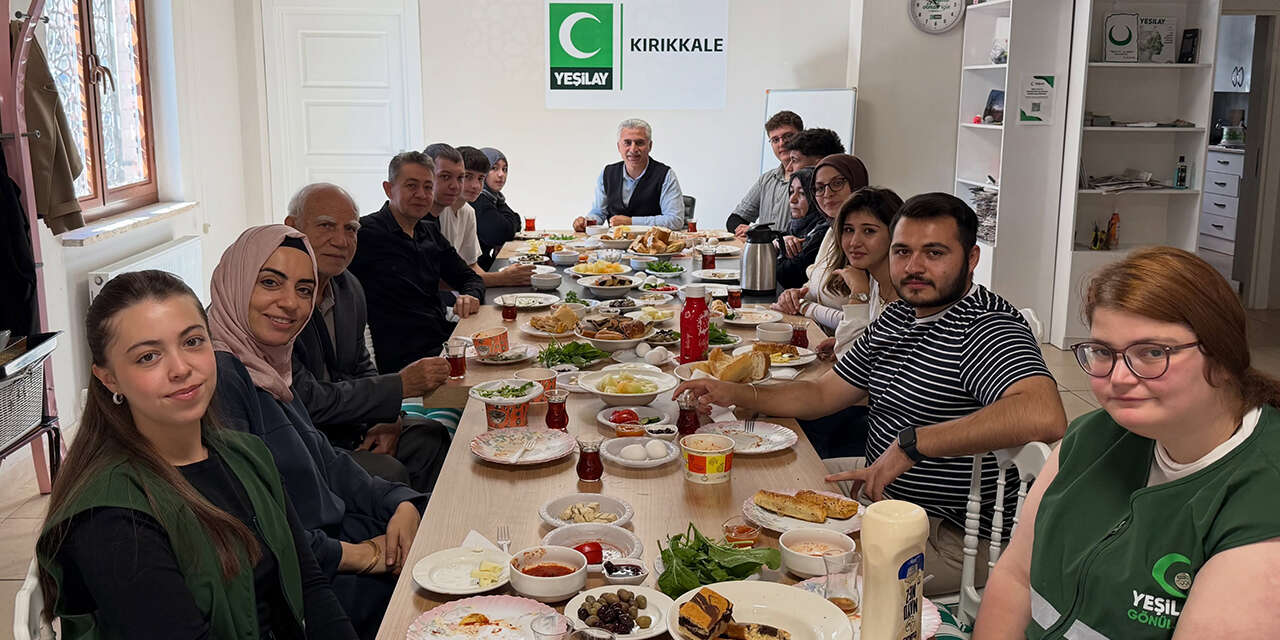 kirikkalede-anlamli-bulusma-yesilay-gonulluleri-bir-araya-geldi-2