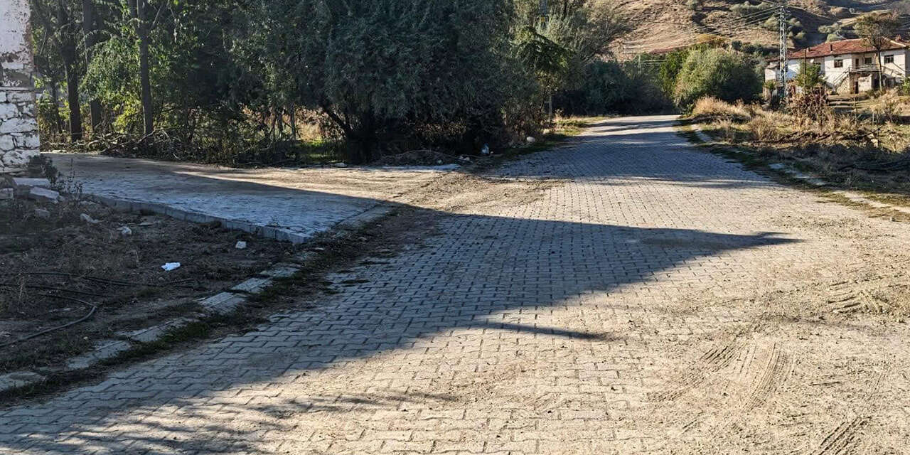 bahsilida-4-koyde-kilit-parke-calismasi-tamamlandi-3