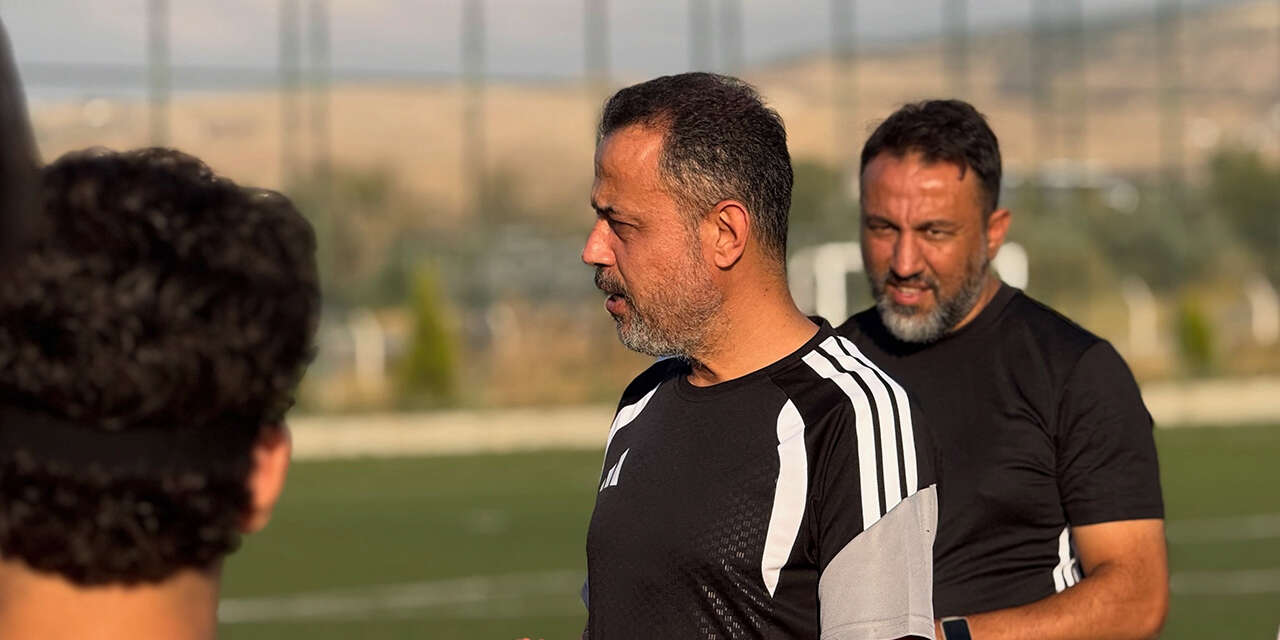 hacilar-belediyespor-galibiyete-kilitlendi-rakip-cidespor-2