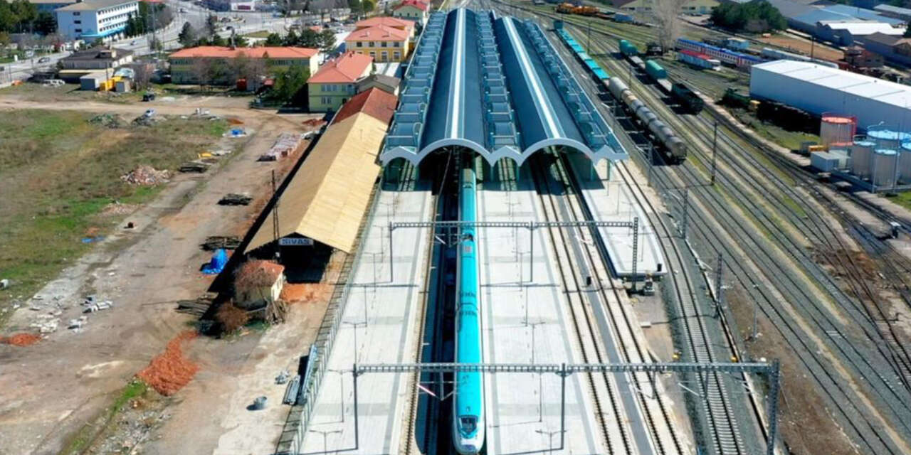 bakan-uraloglundan-kirikkale-corum-hizli-tren-hatti-aciklamasi-3