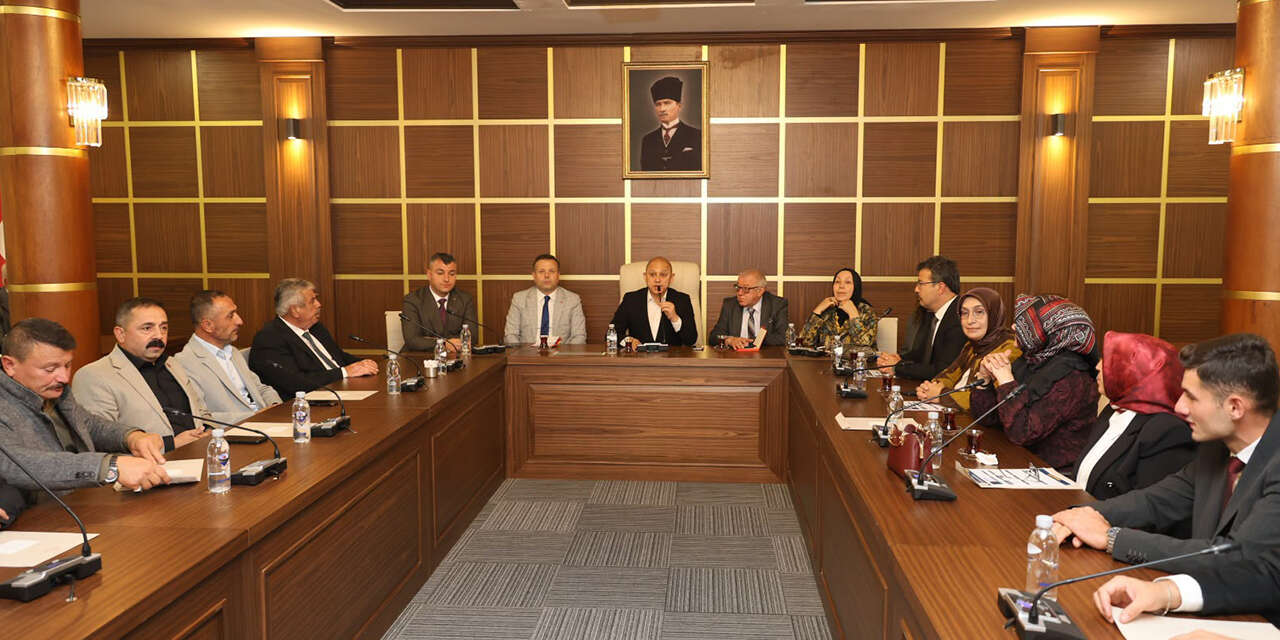 onaldan-muhtarlar-gununde-is-birligi-mesaji-2