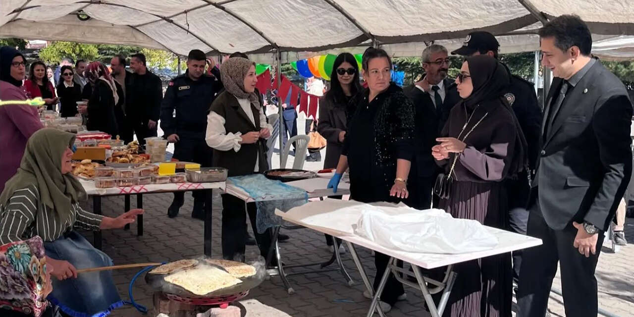 keskinde-okul-kermesine-kaymakam-kayaturk-de-katildi-2
