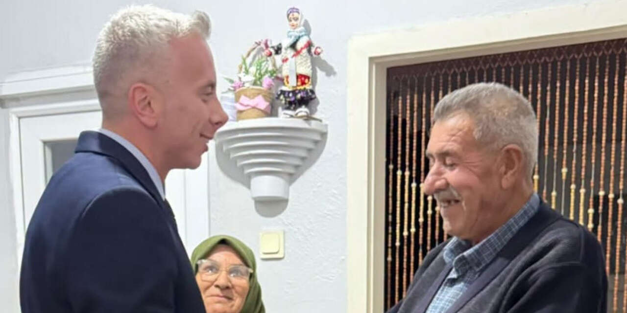 sehit-hakan-yorulmaz-ve-erdal-karagozun-ailelerine-ziyaret-3