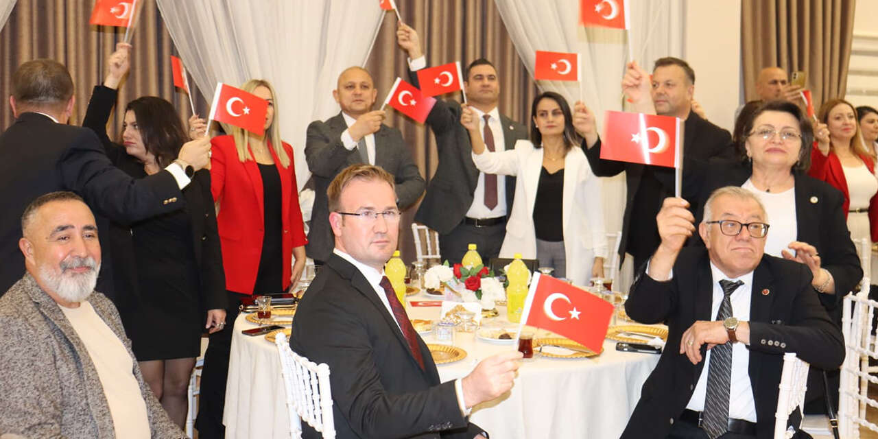 turku-siir-ve-zeybekle-cumhuriyet-kutlamasi-3