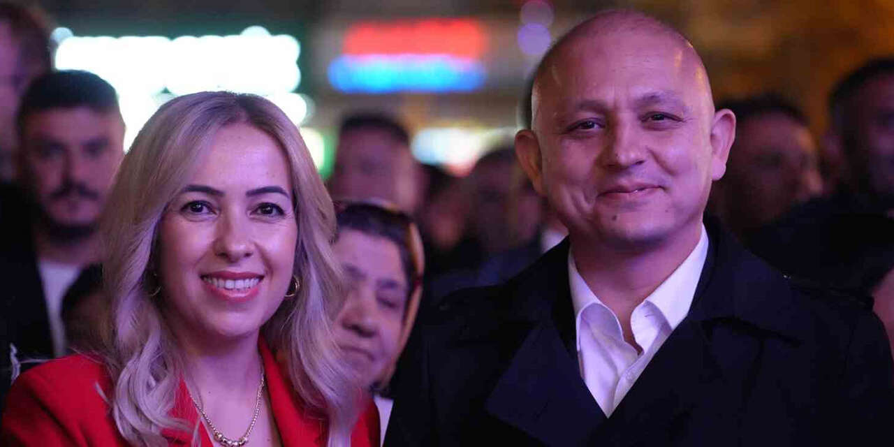 kirikkalede-cumhuriyet-bayrami-kutlamalarinda-ozlem-ozdil-sahne-aldi-2
