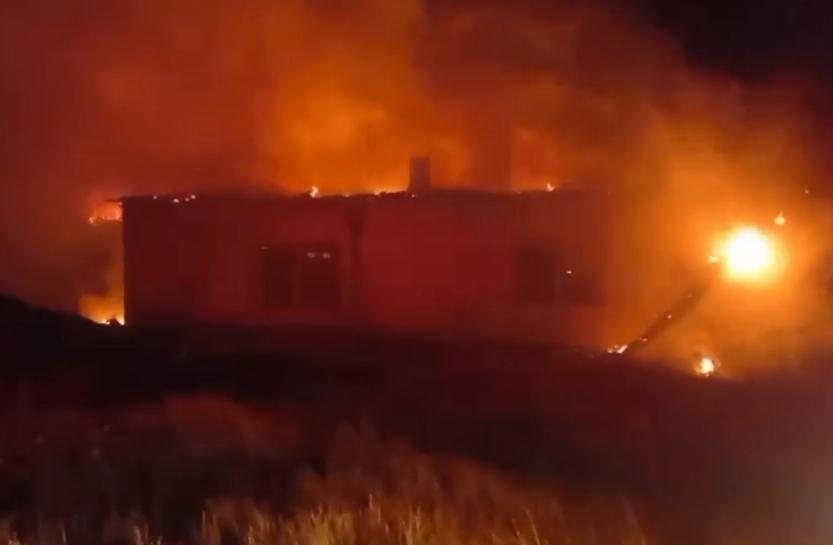 Alev alev yanan ev kullanılamaz hale geldi - Kırıkkale Haber, Son Dakika Kırıkkale Haberleri